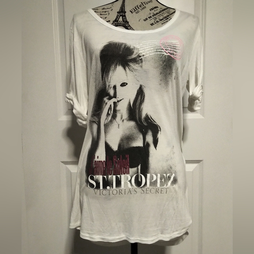 Victoria's Secret Supermodel Essentials White Graphic Short Sleeve Tee - Size M